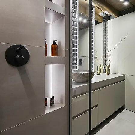 Apartment Theatroloft *