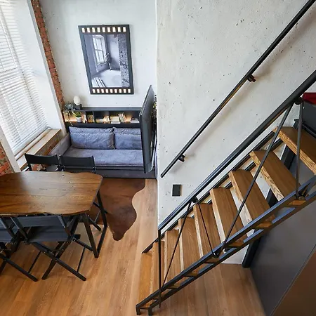 Theatroloft Apartment *